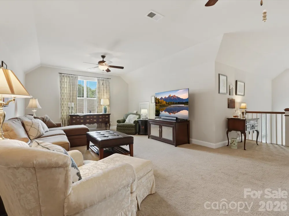 2050 Laney Pond Road Matthews, NC 28104