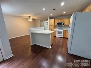 8763 Robinson Forest Drive Charlotte, NC 28277