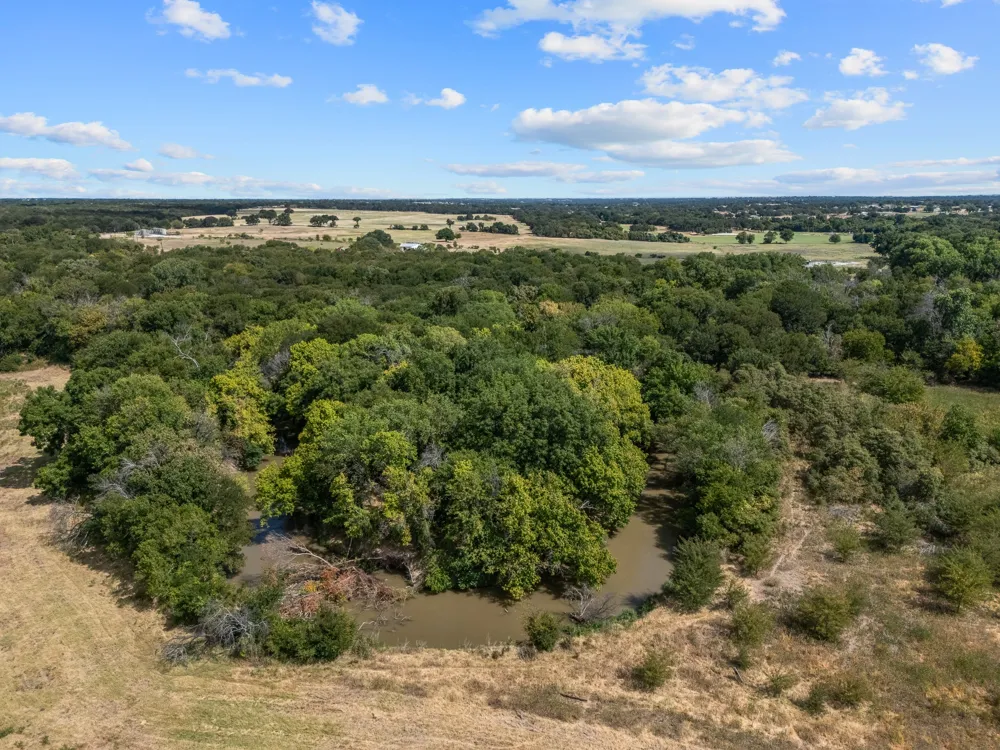 1037 Private Road 4481 Decatur, TX 76234