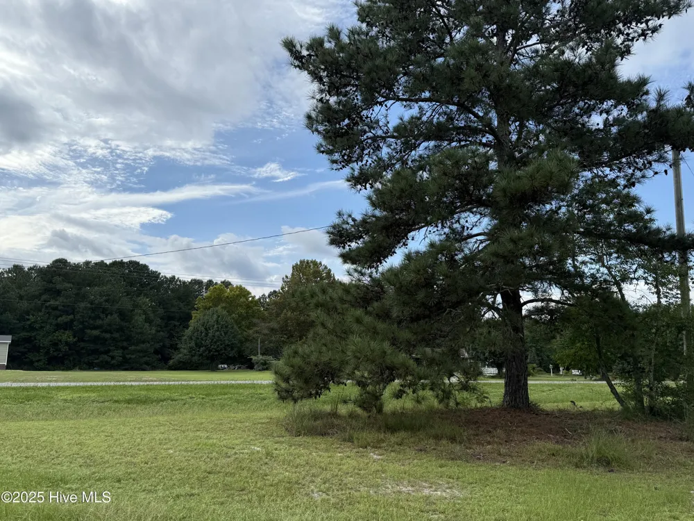 8274 US-701 Highway Elizabethtown, NC 28337