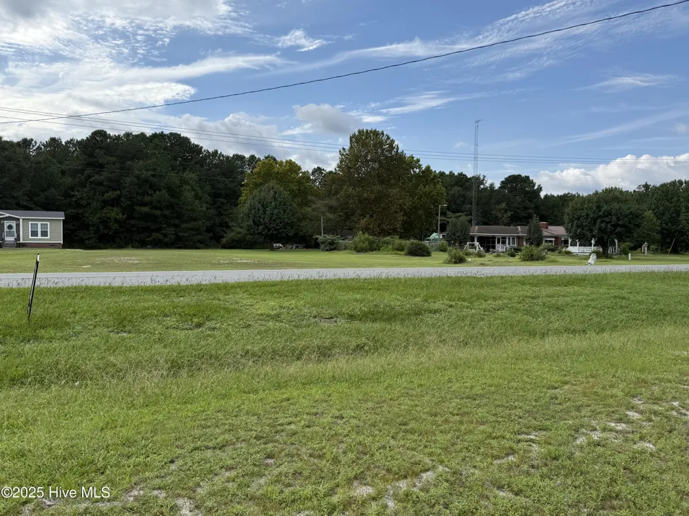 8274 US-701 Highway Elizabethtown, NC 28337