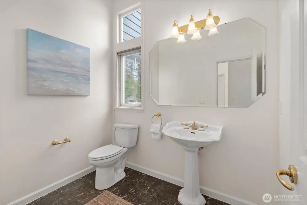 8207 228th Street SE Woodinville, WA 98072