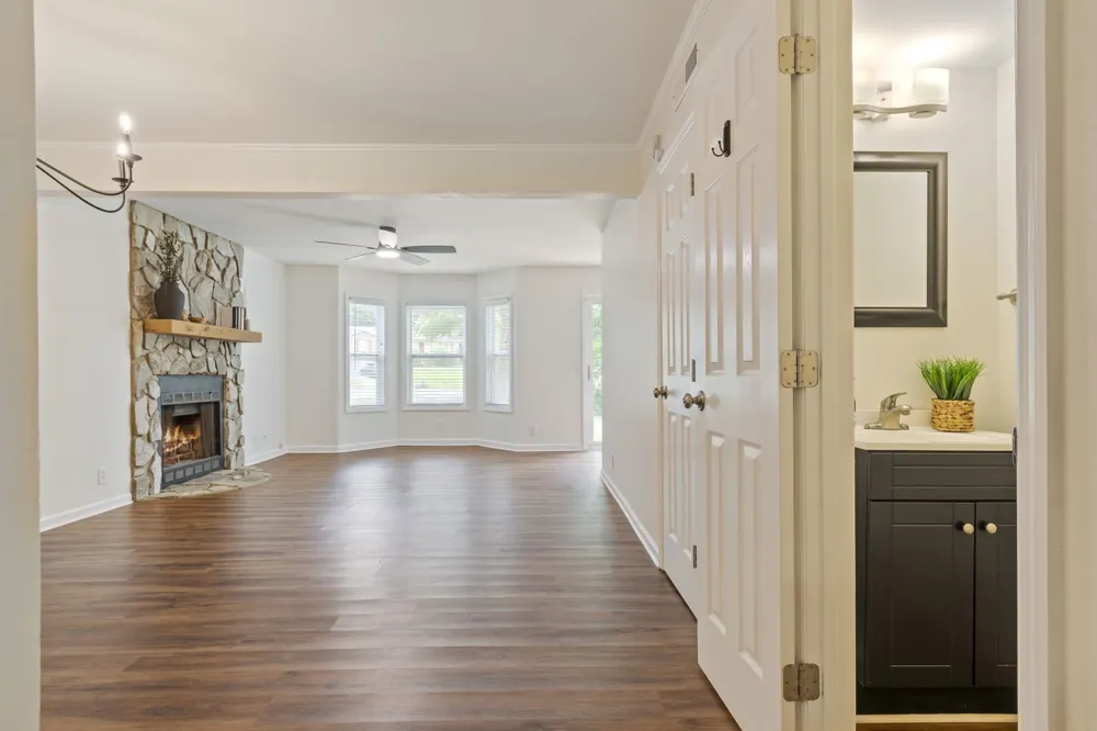 570 Holt Valley Rd Nashville, TN 37221