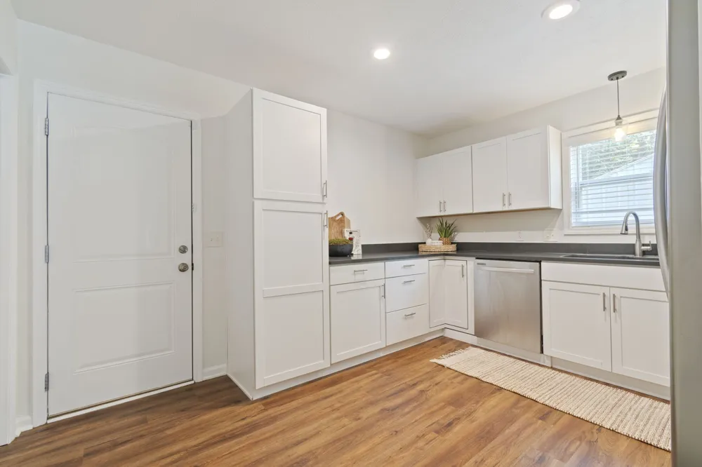 570 Holt Valley Rd Nashville, TN 37221