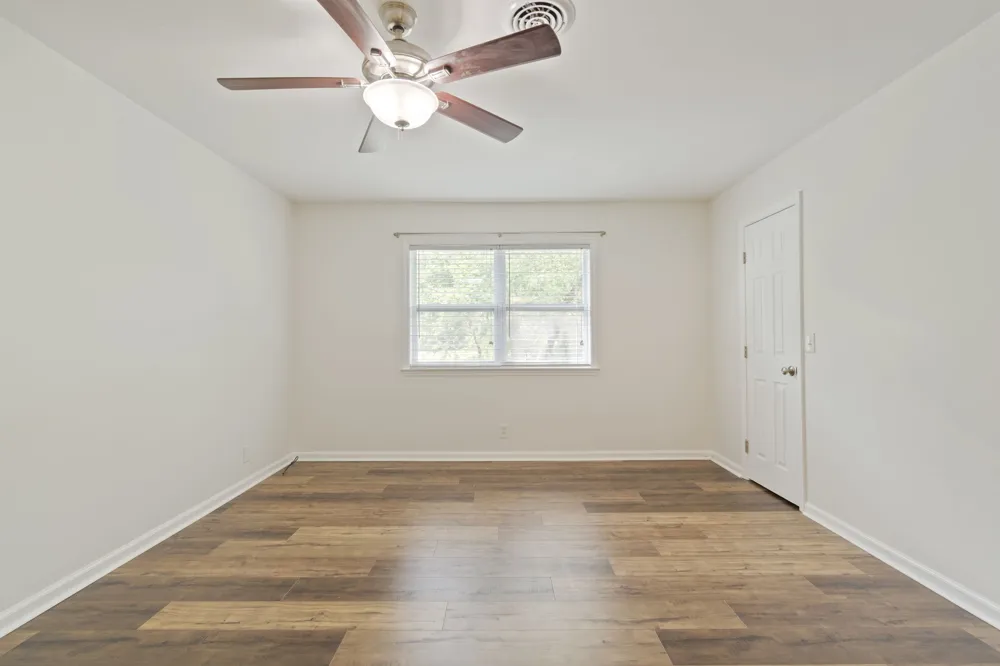 570 Holt Valley Rd Nashville, TN 37221