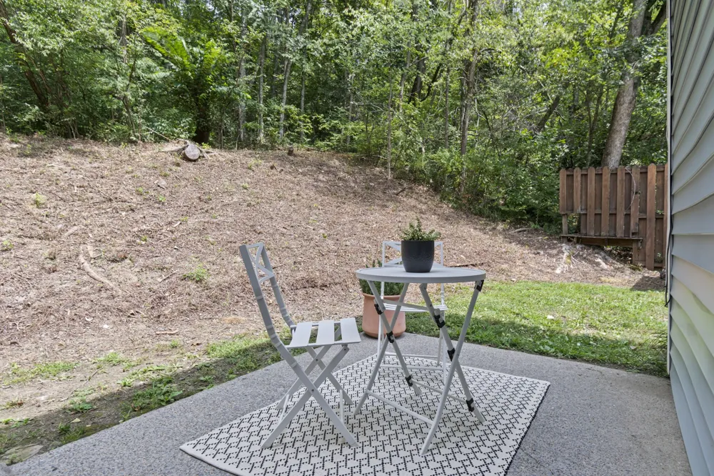 570 Holt Valley Rd Nashville, TN 37221