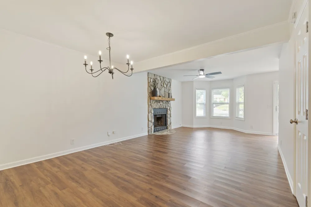 570 Holt Valley Rd Nashville, TN 37221