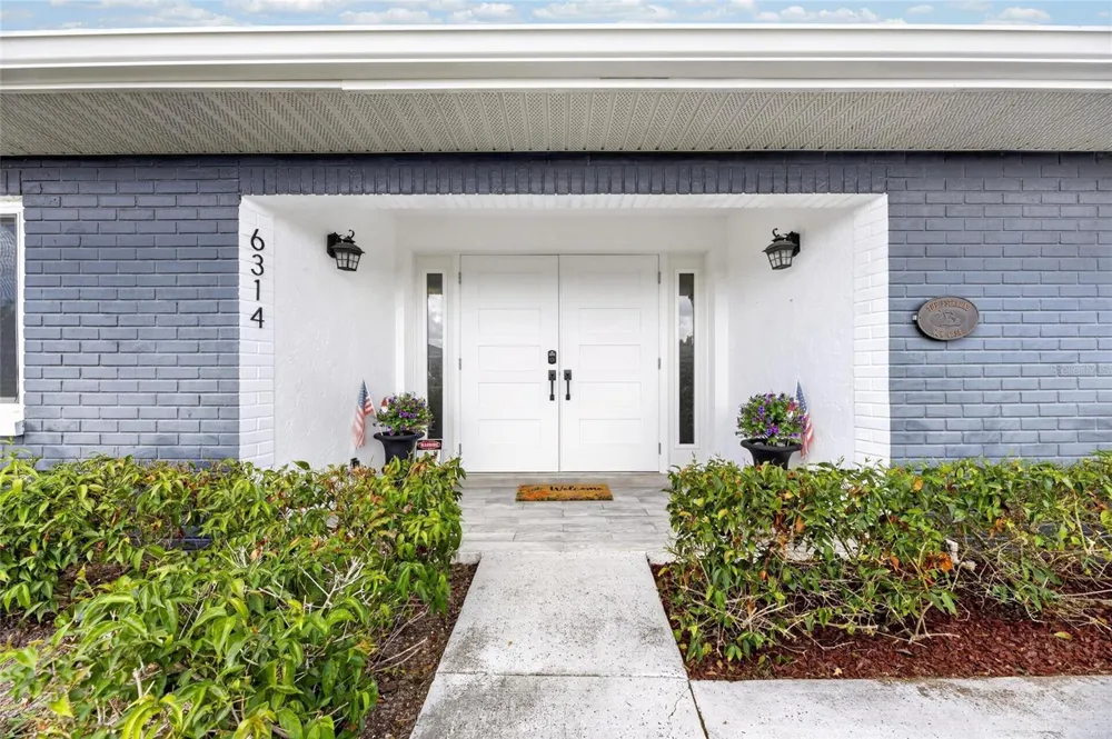 6314 WISTERIA LANE Apollo Beach, FL 33572