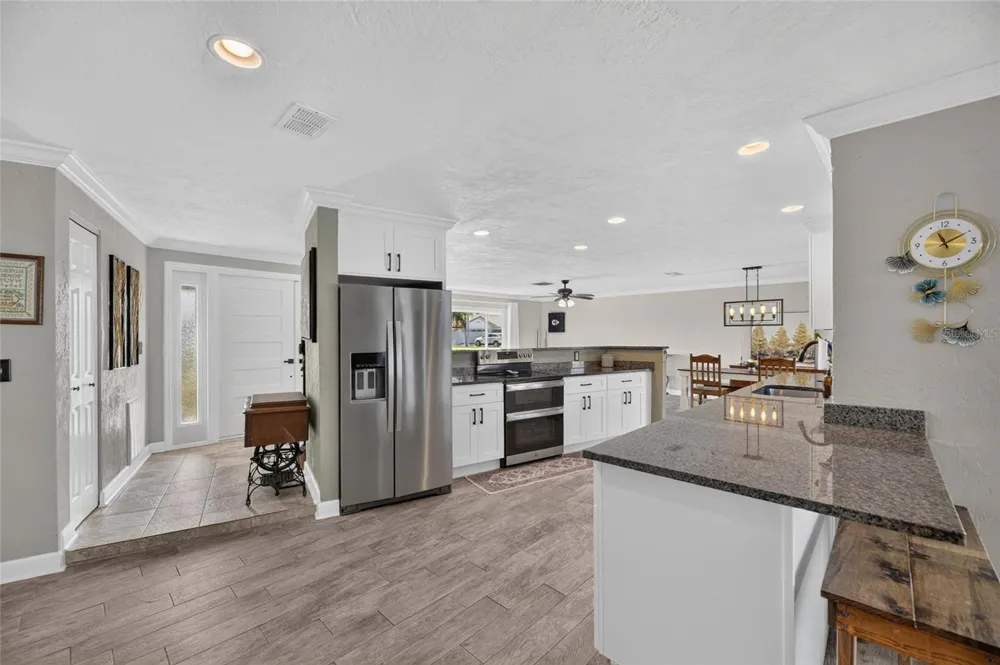 6314 WISTERIA LANE Apollo Beach, FL 33572