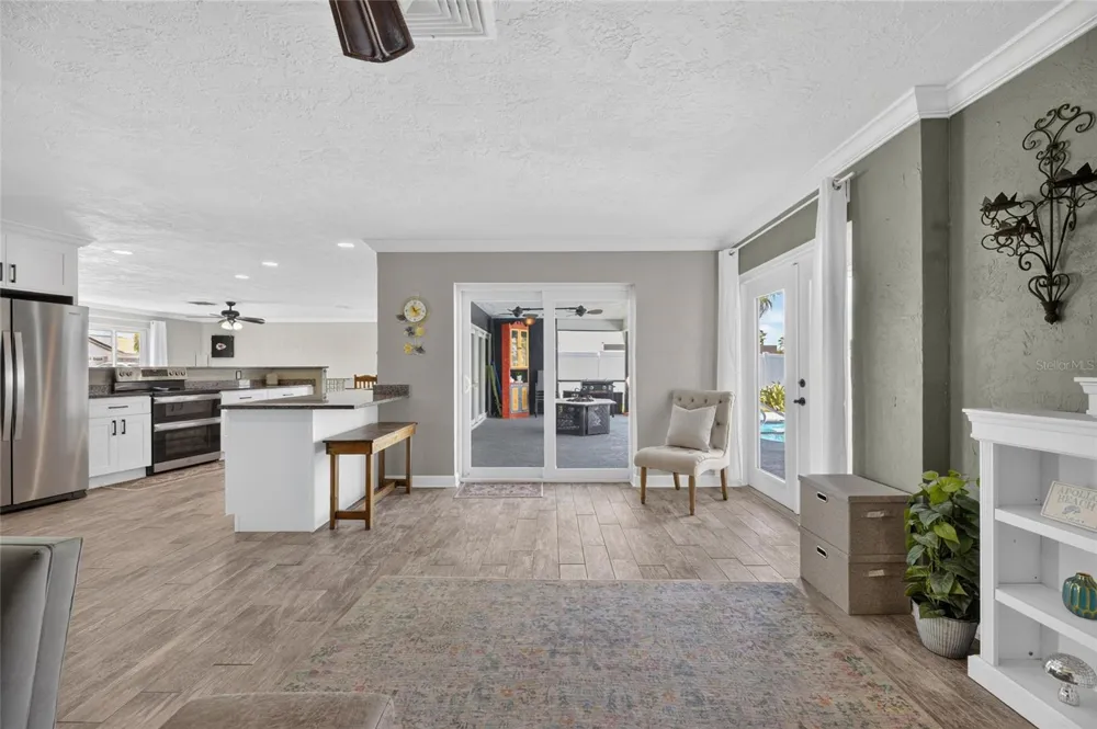 6314 WISTERIA LANE Apollo Beach, FL 33572
