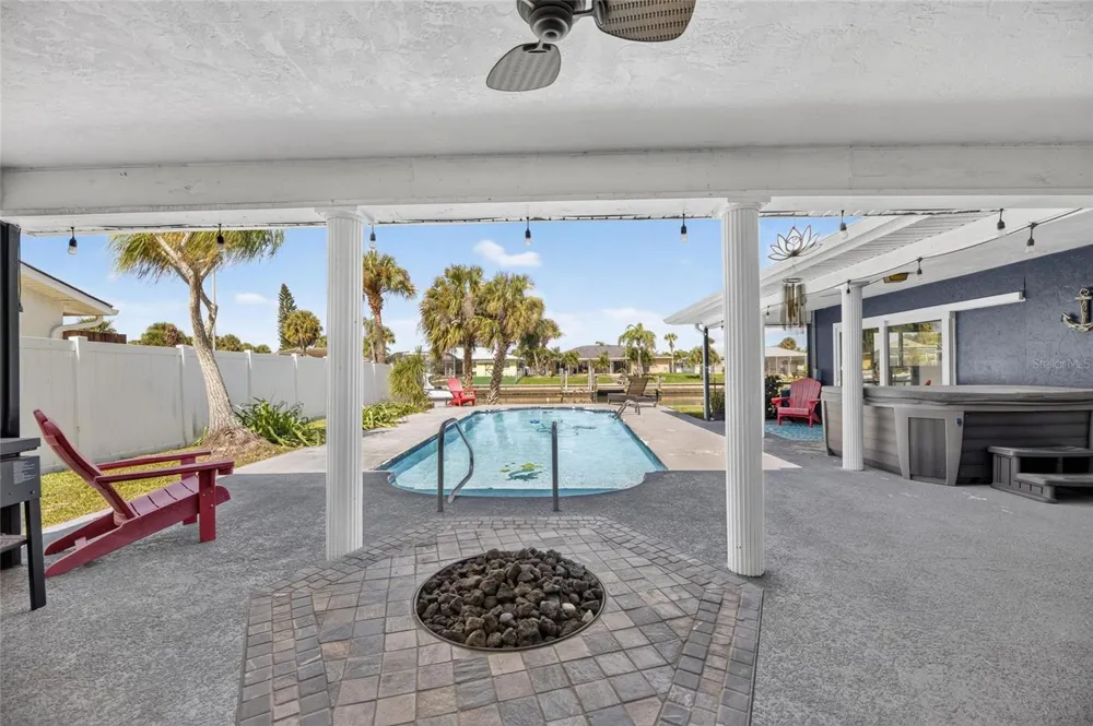 6314 WISTERIA LANE Apollo Beach, FL 33572