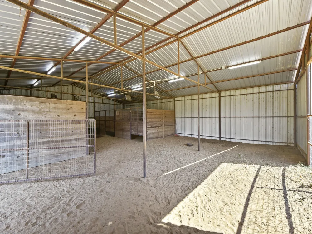 2045 County Road 113 Whitesboro, TX 76273