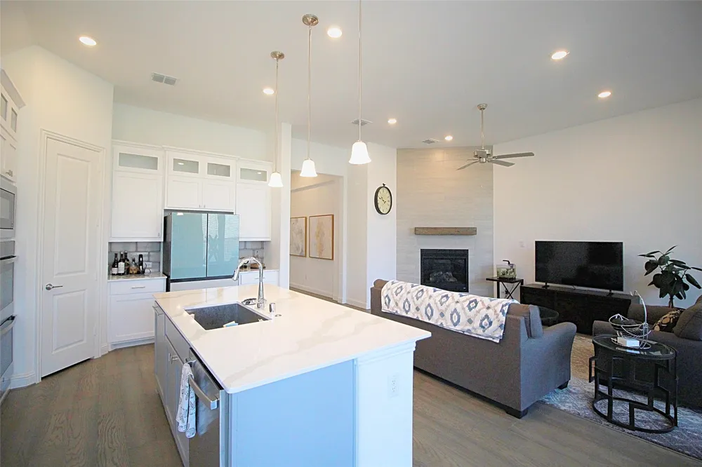 606 Artesian Drive Argyle, TX 76226
