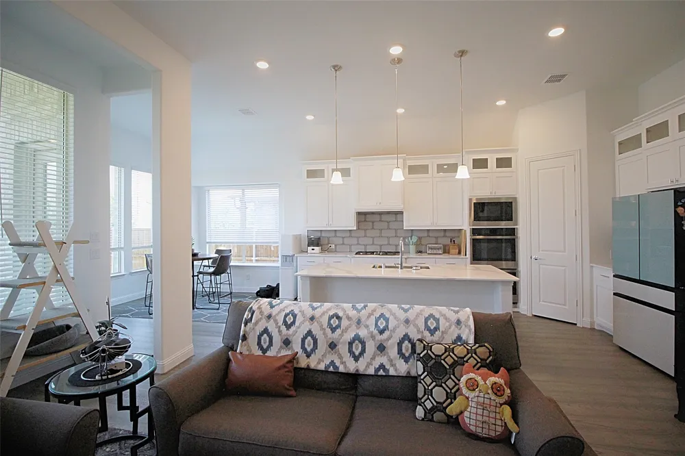 606 Artesian Drive Argyle, TX 76226