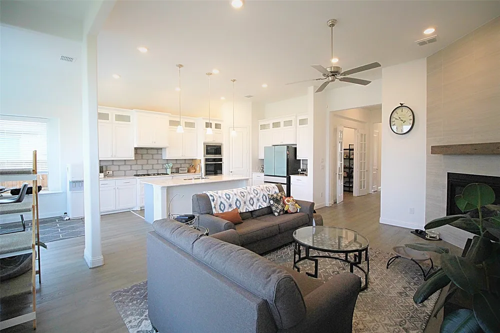 606 Artesian Drive Argyle, TX 76226
