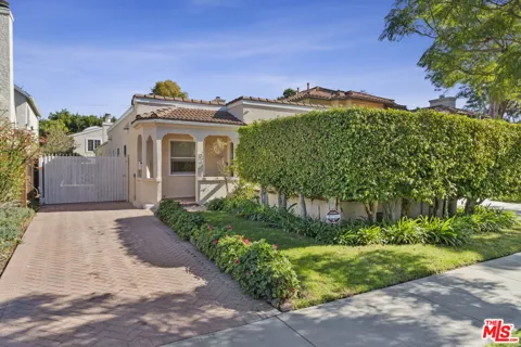 2128 Camden Avenue