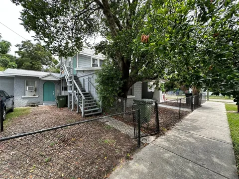 1028 E 17TH AVE