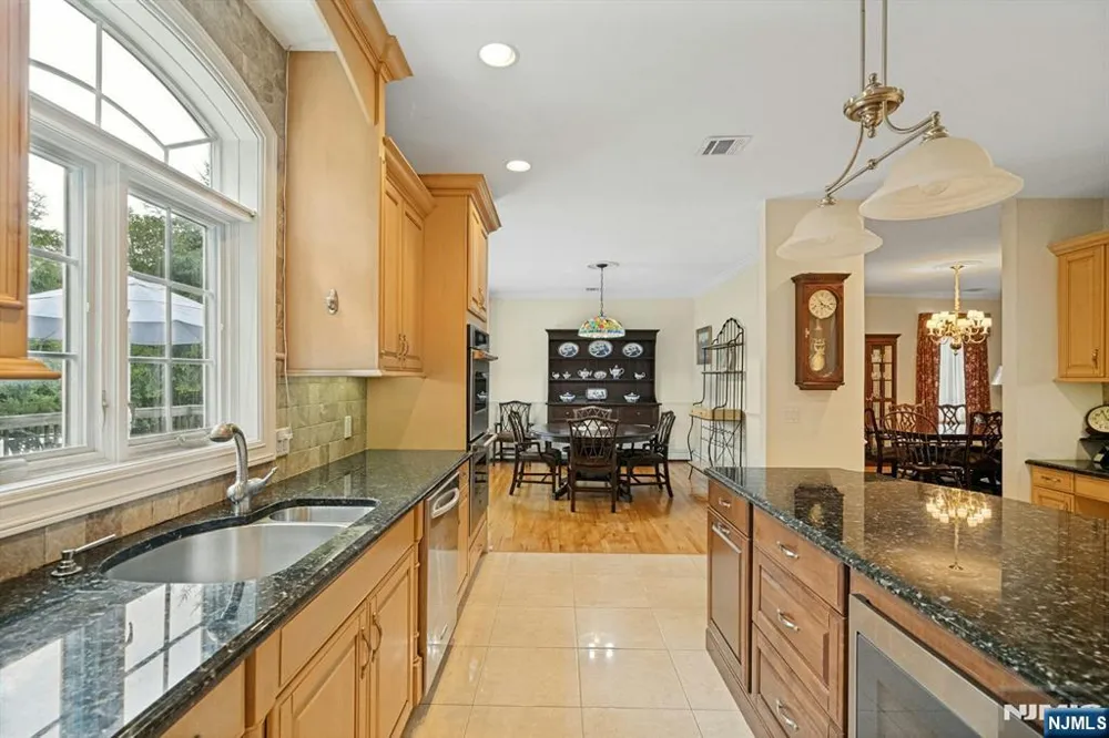 87 Linden Avenue Emerson, NJ 07630