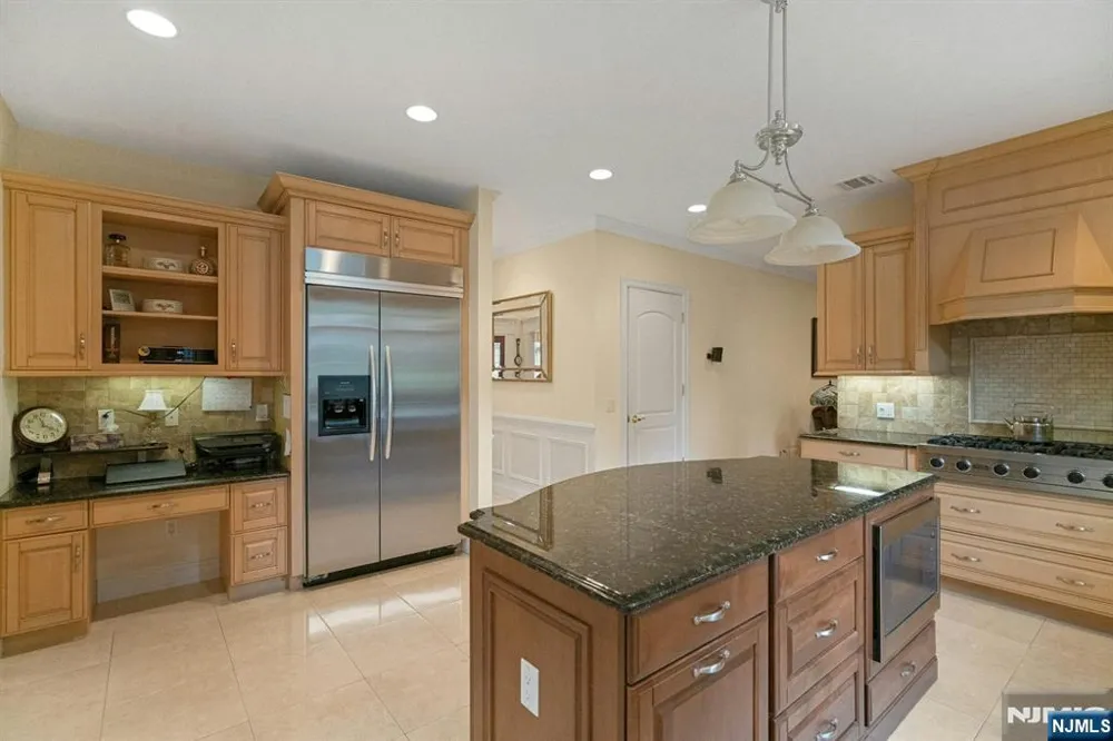 87 Linden Avenue Emerson, NJ 07630