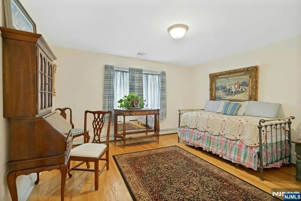 87 Linden Avenue Emerson, NJ 07630