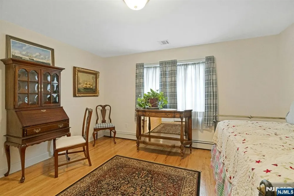 87 Linden Avenue Emerson, NJ 07630