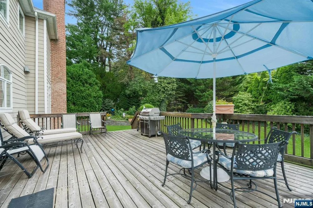 87 Linden Avenue Emerson, NJ 07630