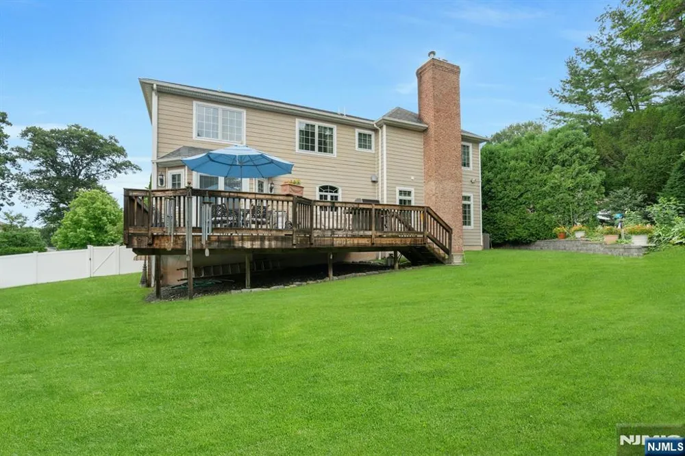 87 Linden Avenue Emerson, NJ 07630