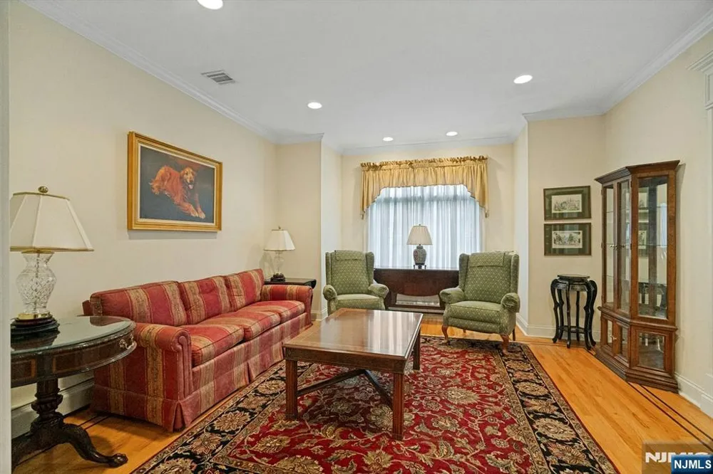 87 Linden Avenue Emerson, NJ 07630