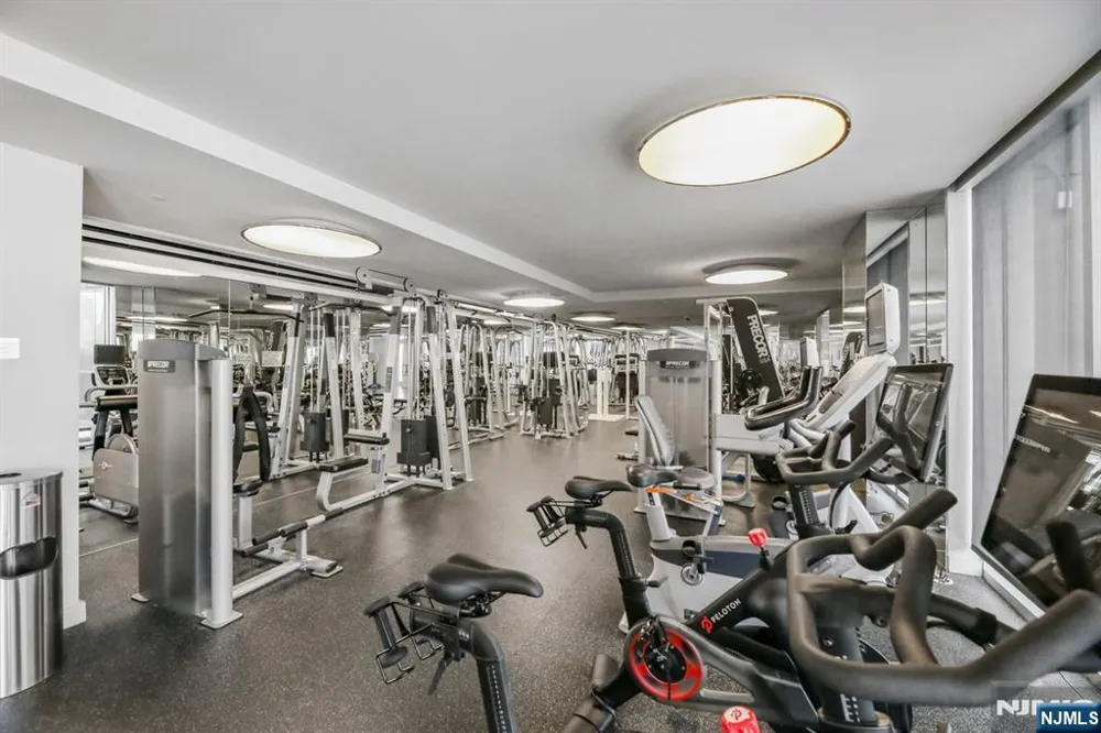 1000 Ave At Port Imperial 102 Weehawken, NJ 07086