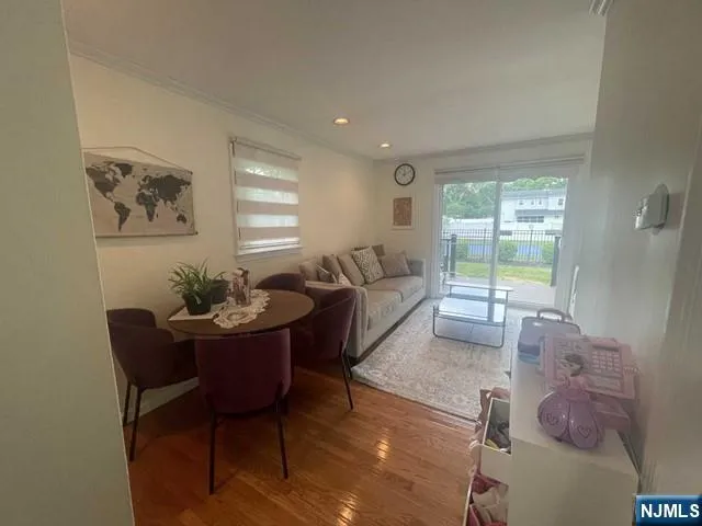 11 Benjamin Place Pequannock Township, NJ 07440