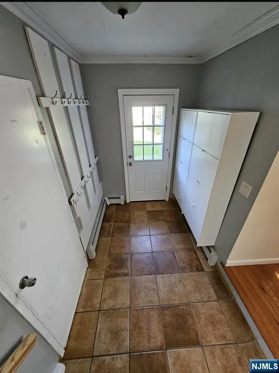 11 Benjamin Place Pequannock Township, NJ 07440