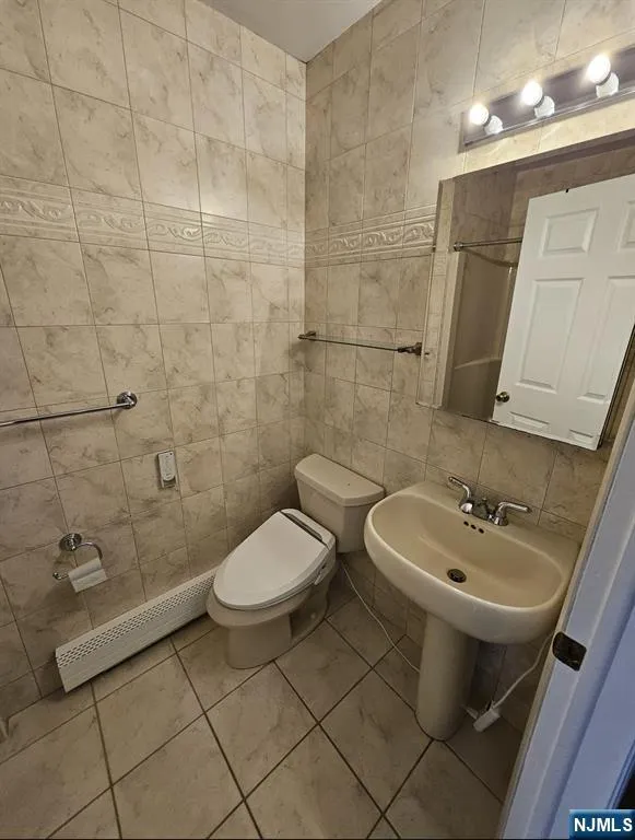 11 Benjamin Place Pequannock Township, NJ 07440