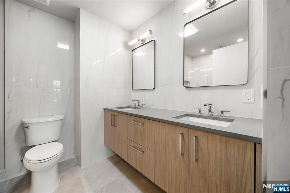 921 Madison Street 508 Hoboken, NJ 07030