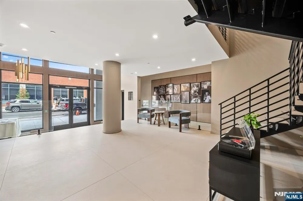 921 Madison Street 508 Hoboken, NJ 07030