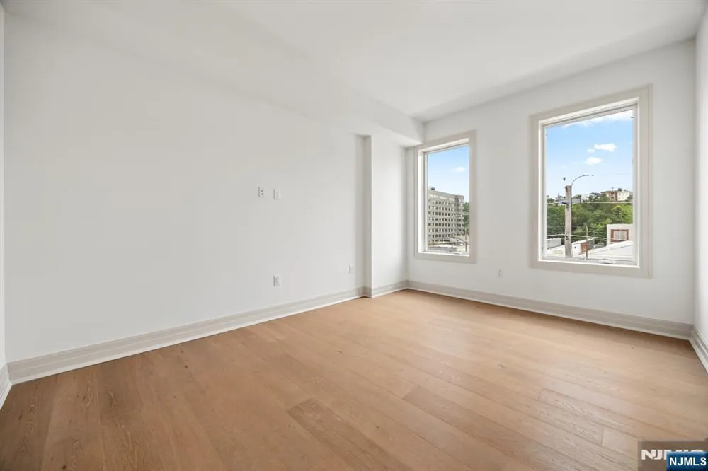 921 Madison Street 508 Hoboken, NJ 07030