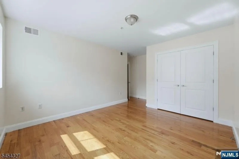 232 Shephard Avenue B6 Newark, NJ 07112