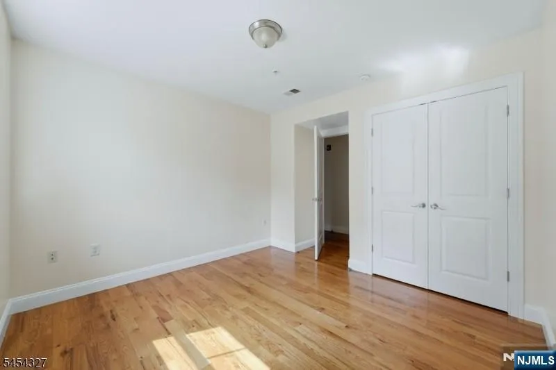 232 Shephard Avenue B6 Newark, NJ 07112