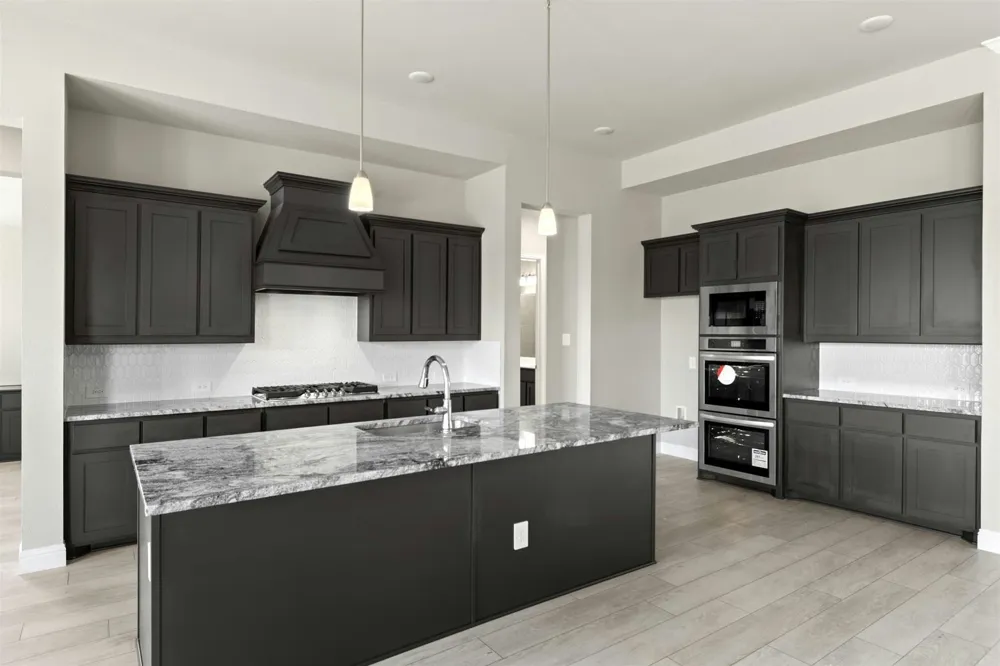 967 Richard Pittmon Drive DeSoto, TX 75115