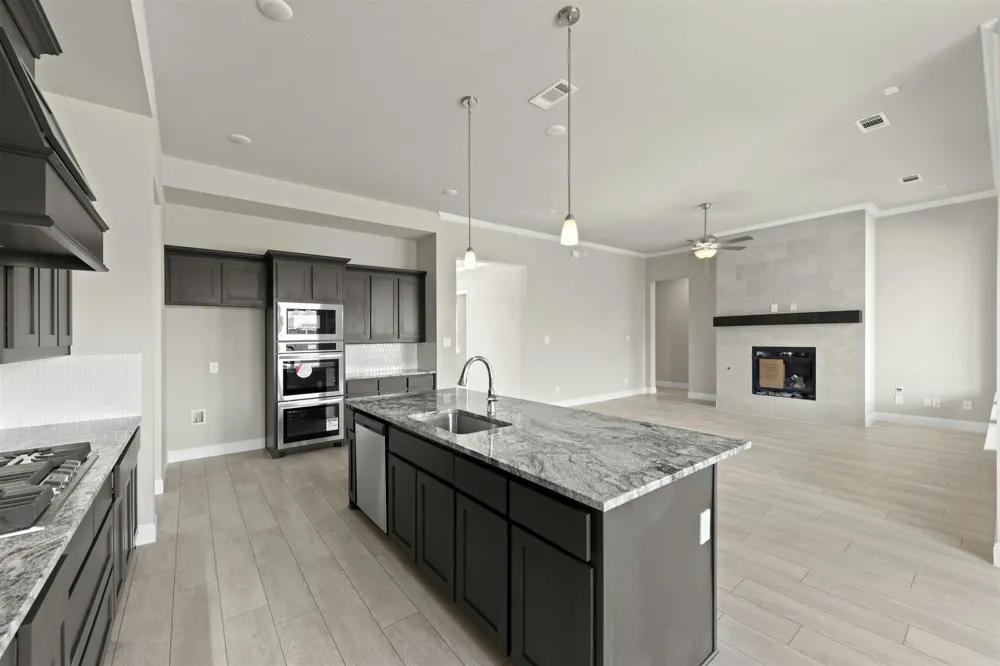 967 Richard Pittmon Drive DeSoto, TX 75115