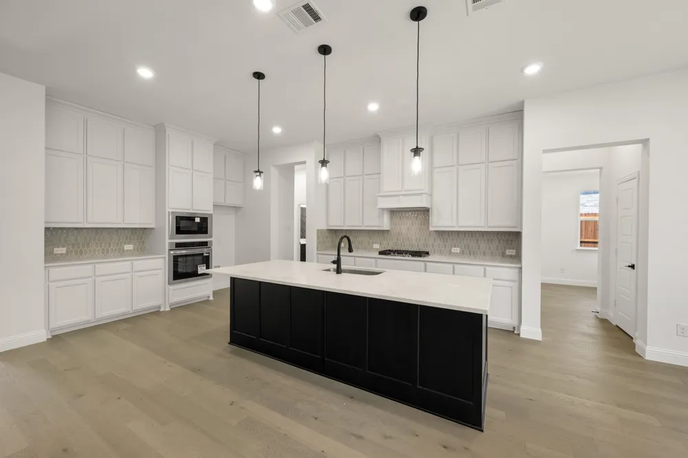 967 Richard Pittmon Drive DeSoto, TX 75115