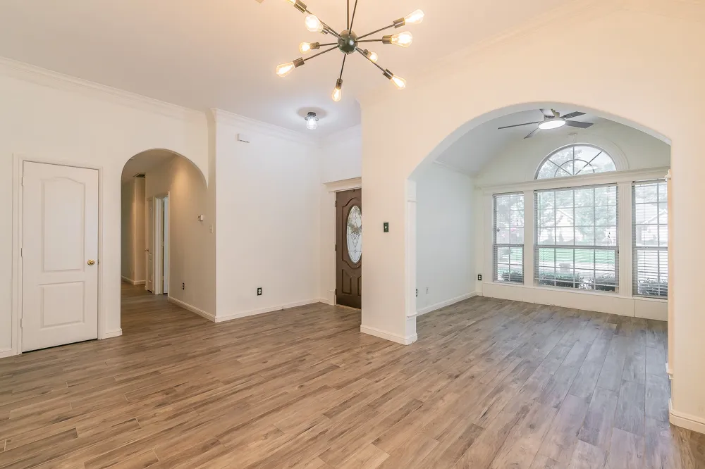 5544 Greenview Court North Richland Hills, TX 76148