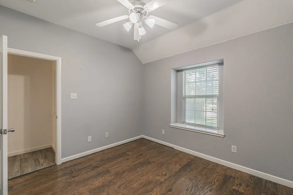 5544 Greenview Court North Richland Hills, TX 76148