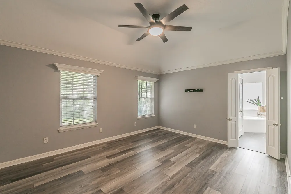5544 Greenview Court North Richland Hills, TX 76148