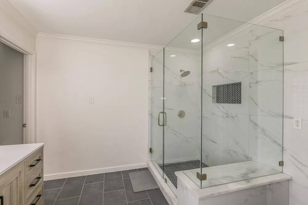 5544 Greenview Court North Richland Hills, TX 76148