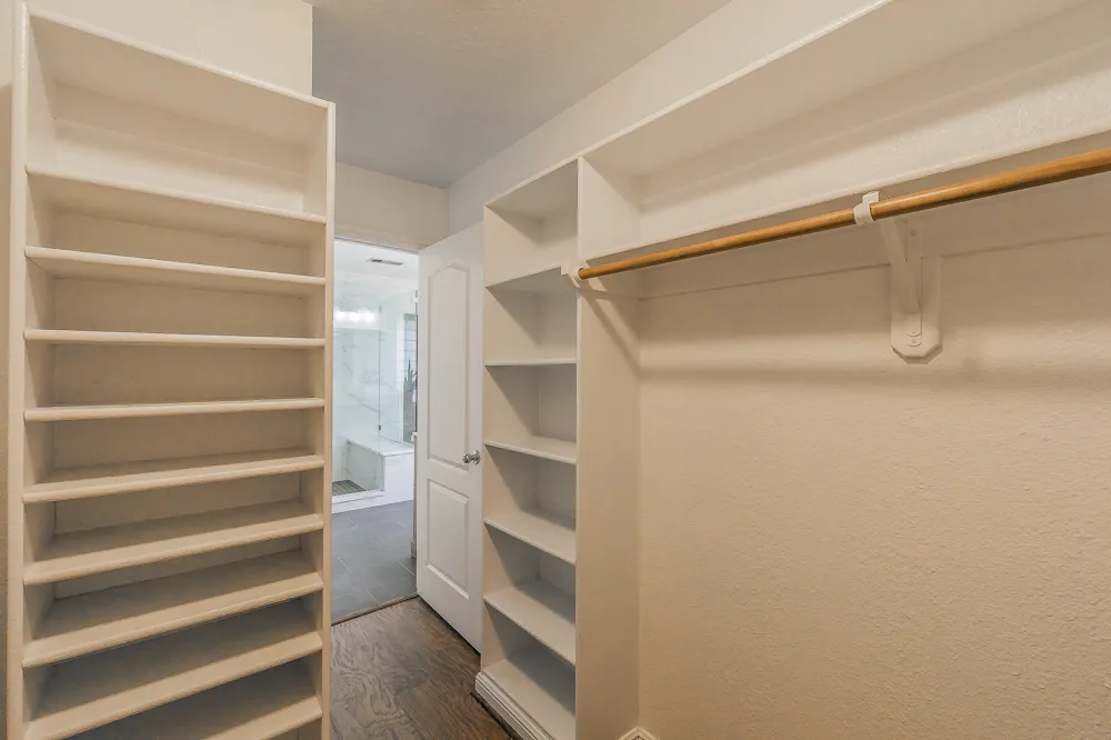 5544 Greenview Court North Richland Hills, TX 76148