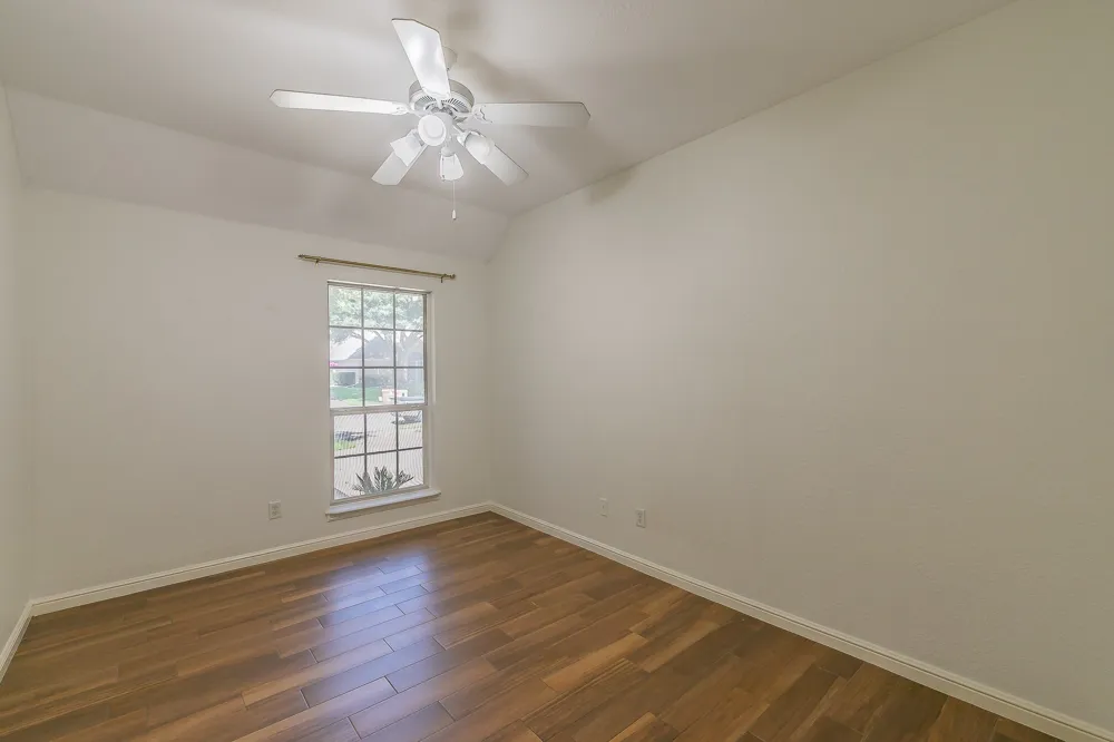 5544 Greenview Court North Richland Hills, TX 76148