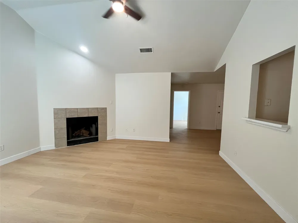 1129 Weston Drive Garland, TX 75043