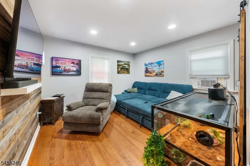 419 Edgewood Rd #1 Unit 1 Linden City, NJ 07036