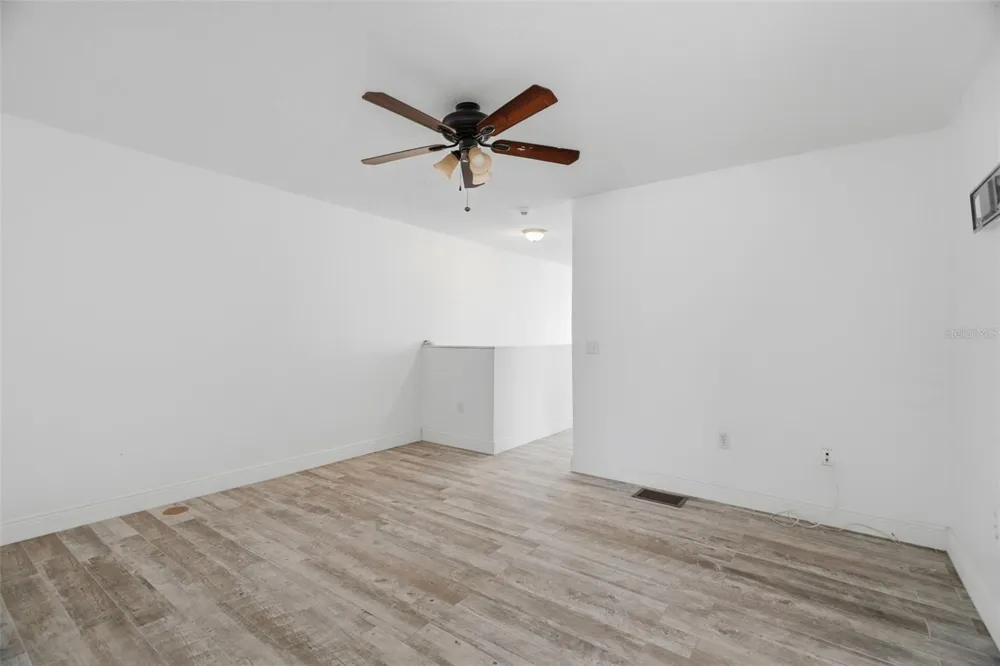 4604 ASHBURN SQUARE DRIVE Tampa, FL 33610