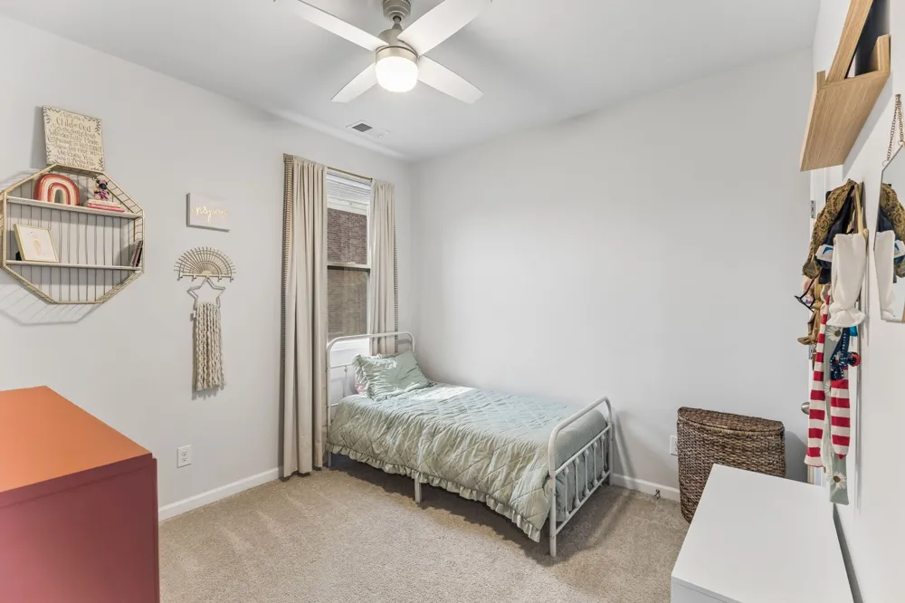 1230 Sylvan Park Dr Spring Hill, TN 37174